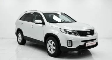 Kia  3