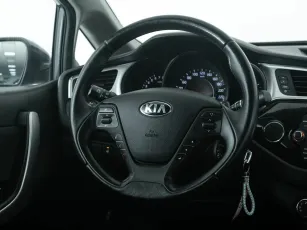 Kia  19