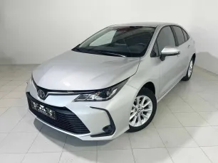 Toyota Corolla,  XII (E210)