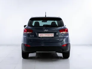 Hyundai  6