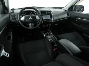 Mitsubishi  9