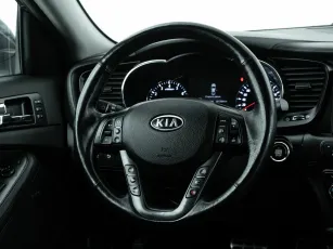 Kia  23