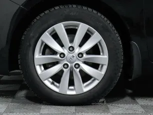 Kia  5