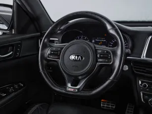 Kia  16