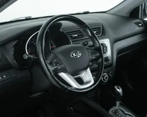 Kia  13