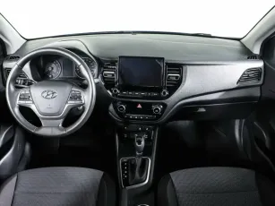 Hyundai  10