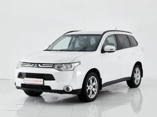 Mitsubishi Outlander,  III Рестайлинг