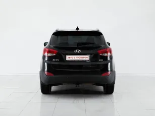 Hyundai  6