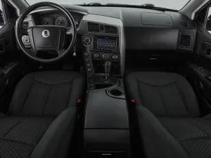 SsangYong  8