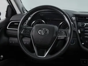 Toyota  19
