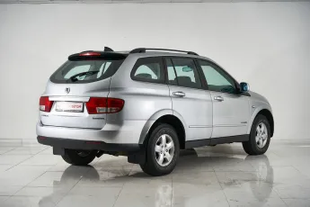 SsangYong  4