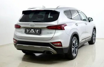 Hyundai  4