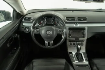 Volkswagen  9