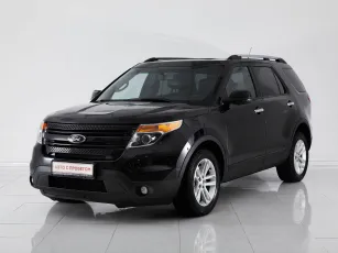 Ford Explorer,  V