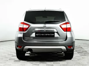 Nissan  6