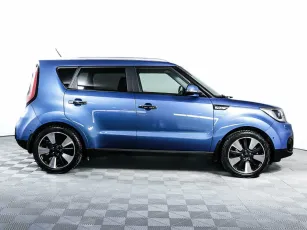 Kia  4