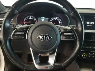 Kia  7