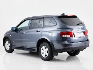 SsangYong  4