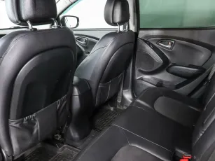 Hyundai  10