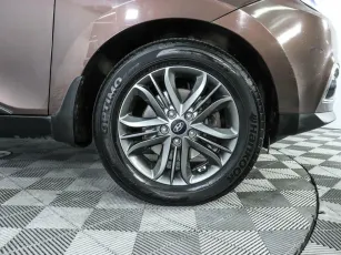 Hyundai  5