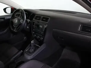Volkswagen  6
