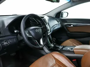 Hyundai  9