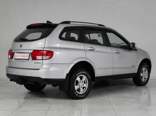 SsangYong  6