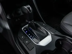 Hyundai  10