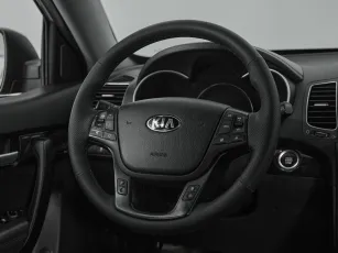 Kia  10
