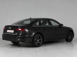 Audi  6