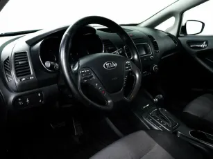 Kia  10
