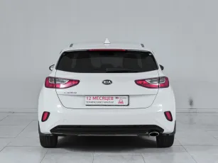 Kia  5
