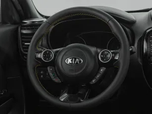 Kia  11