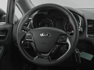 Kia  10
