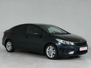 Kia  3