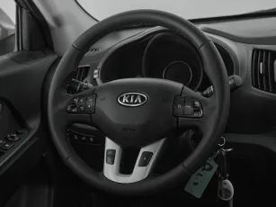 Kia  10
