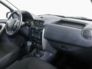 Nissan  6