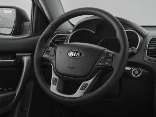 Kia  10