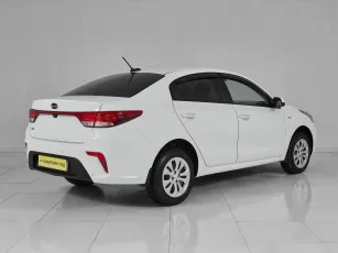 Kia  6