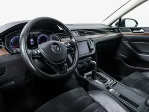 Volkswagen  7