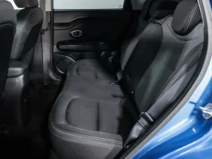 Kia  15