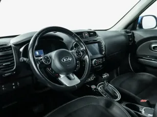 Kia  8