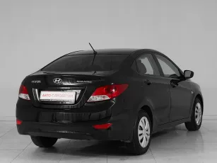 Hyundai  6
