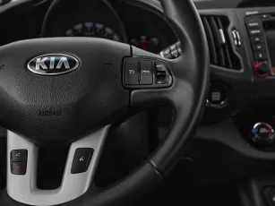 Kia  13