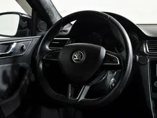 Skoda  9