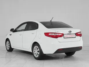 Kia  4
