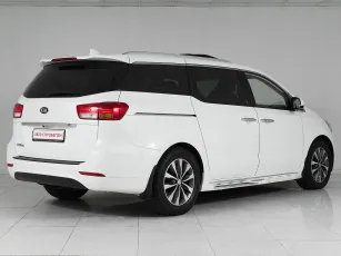 Kia  6