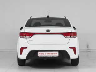 Kia  5