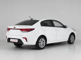 Kia  6