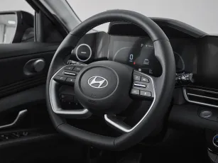 Hyundai  11